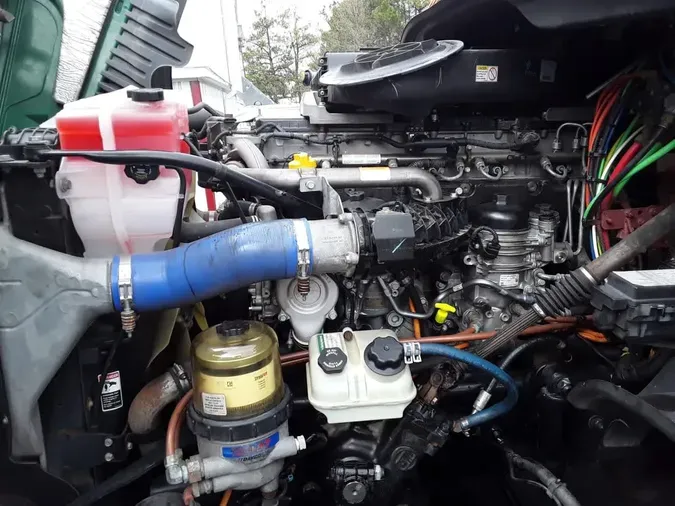 2019 FREIGHTLINER/MERCEDES CASCADIA 125