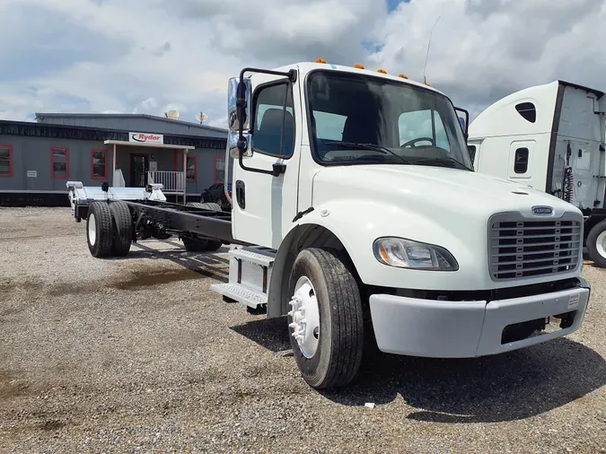 2019 FREIGHTLINER/MERCEDES M2 106