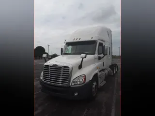 2016 Freightliner CASCADIA 125