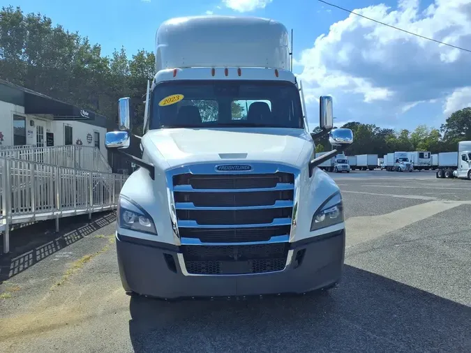2023 FREIGHTLINER/MERCEDES NEW CASCADIA PX12664