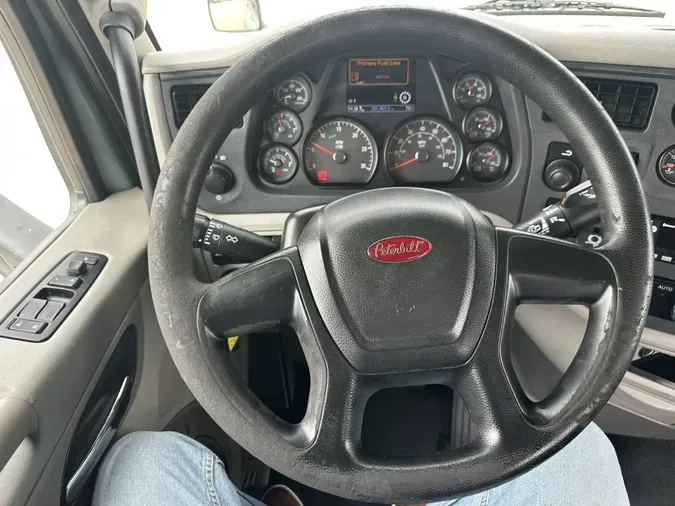2021 Peterbilt 579