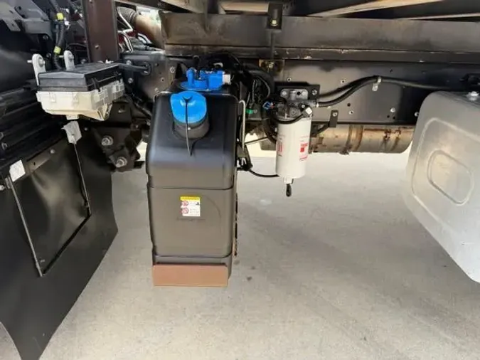 2022 Isuzu FTRf9771cf5a29cd126f0df5a66a54138f4