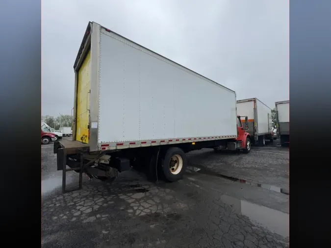 2018 FREIGHTLINER M2 106