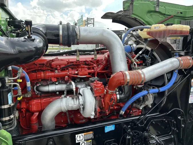 2022 Peterbilt 389