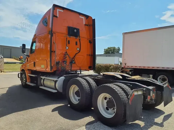 2019 FREIGHTLINER NEW CASCADIA PX12664