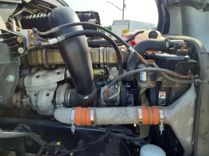 2018 FREIGHTLINER PT126064ST