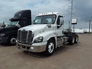 2019 FREIGHTLINER CASCADIA 125