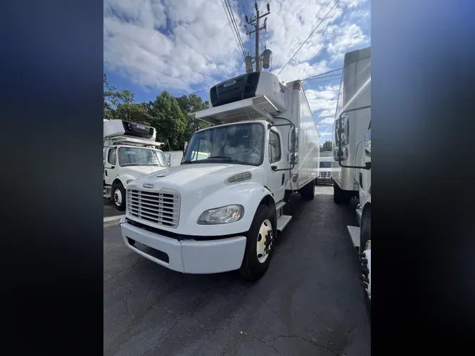 2017 FREIGHTLINER/MERCEDES M2 106