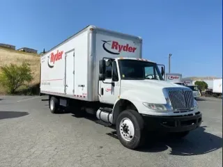 2016 Navistar International 4300