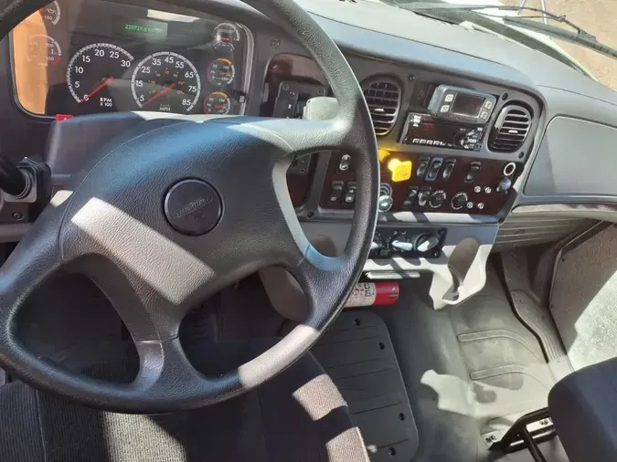 2018 FREIGHTLINER/MERCEDES M2 106f9870c4d653fd77d06c4ff0d14e0822a