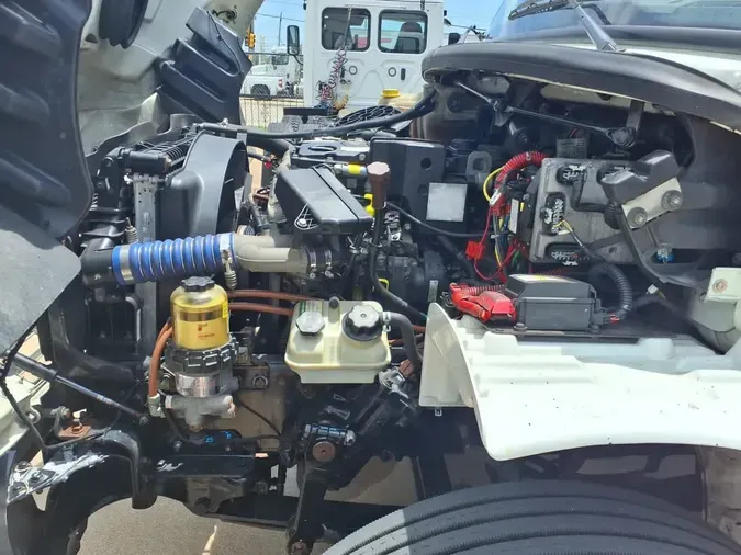 2020 FREIGHTLINER/MERCEDES M2 106