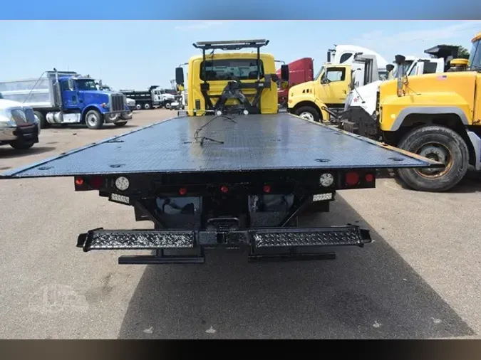 2018 INTERNATIONAL DURASTAR 4300