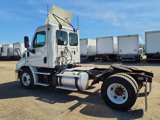 2018 FREIGHTLINER/MERCEDES CASCADIA 113