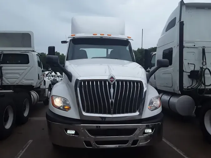 2019 NAVISTAR INTERNATIONAL LT625 DAYCAB T/A