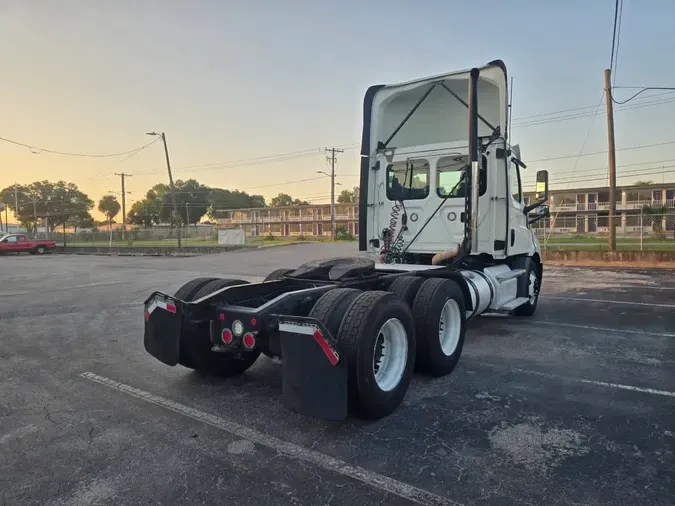 2019 FREIGHTLINER/MERCEDES NEW CASCADIA 116