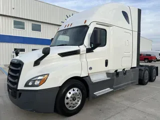 2021 Freightliner PT126SLP