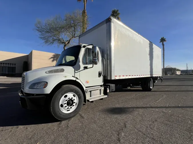 2018 FREIGHTLINER/MERCEDES M2 106