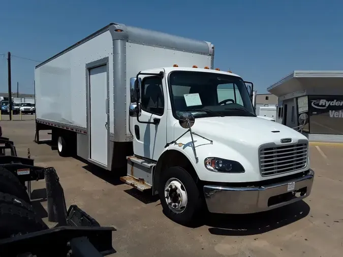 2019 FREIGHTLINER M2 106