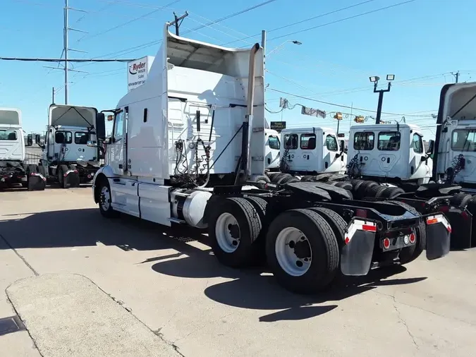 2020 VOLVO VNR64T-640