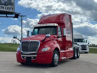 2019 INTERNATIONAL LT