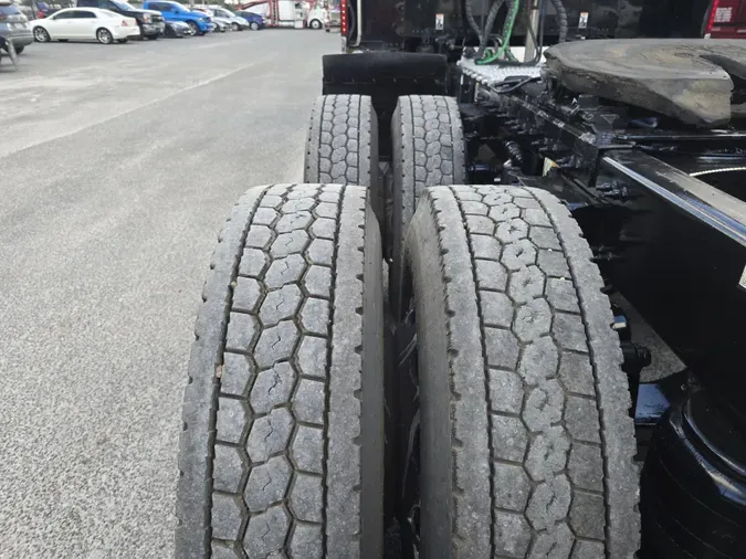 2020 Peterbilt 579f99d056d5af4be96d21ac9de94fa90f2