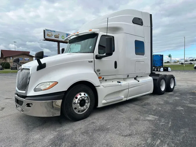 2019 International LT625