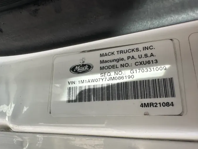 2018 MACK CXU613