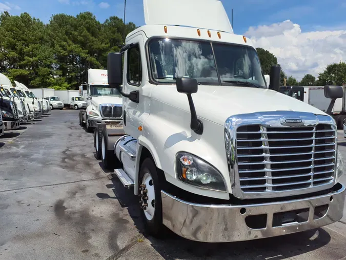 2020 FREIGHTLINER/MERCEDES CASCADIA 125f9abb10ffdb020b3c052ffa016db28c3