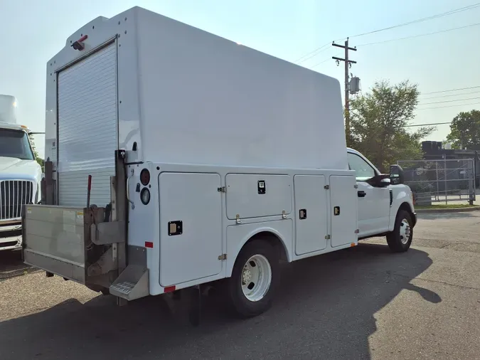 2017 FORD MOTOR COMPANY F350