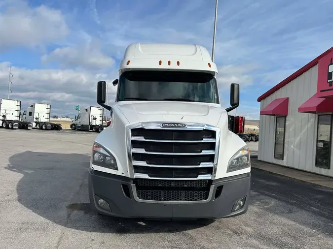 2019 FREIGHTLINER CASCADIA 126