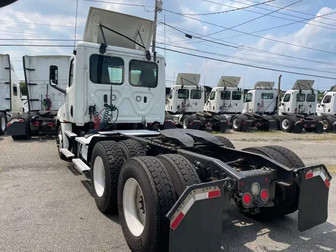 2020 FREIGHTLINER/MERCEDES NEW CASCADIA PX12664