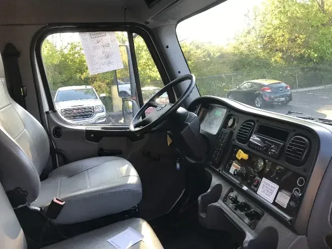 2019 Freightliner M2