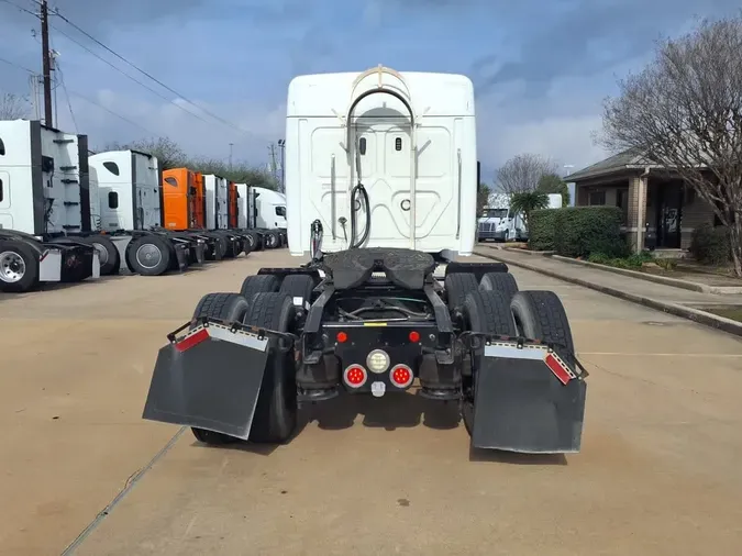 2020 FREIGHTLINER/MERCEDES CASCADIA 125