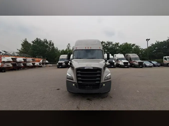 2023 Freightliner Cascadia 126f9b678c935702d89a85dfe49ae0cf2a9