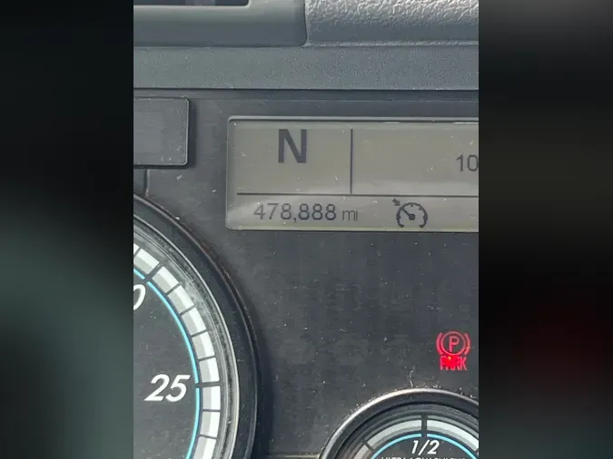 2018 FREIGHTLINER CASCADIA 113