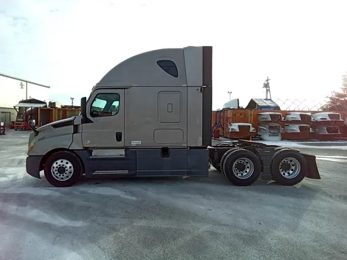 2020 Freightliner Cascadia