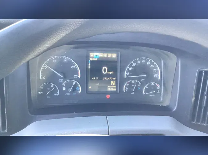 2021 Freightliner Cascadia 126