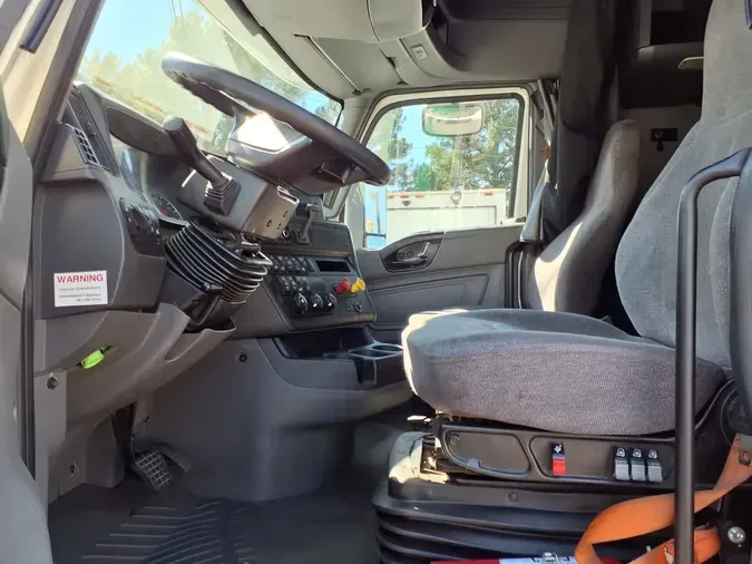 2019 NAVISTAR INTERNATIONAL LT625 SLPR CABf9c0f6a5d3f37e3cf32a498ed7f96d3c