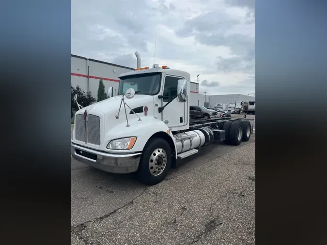 2021 KENWORTH TRUCKS T-370f9c34ae8e0a01a42ff8a216a851455f4