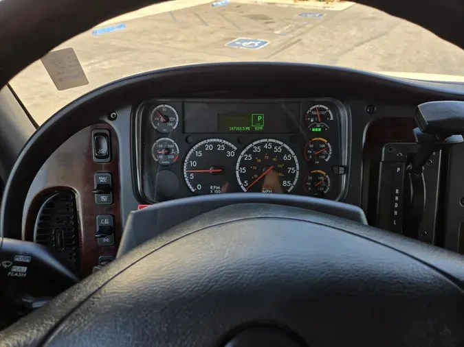 2018 Freightliner Business Class M2 106