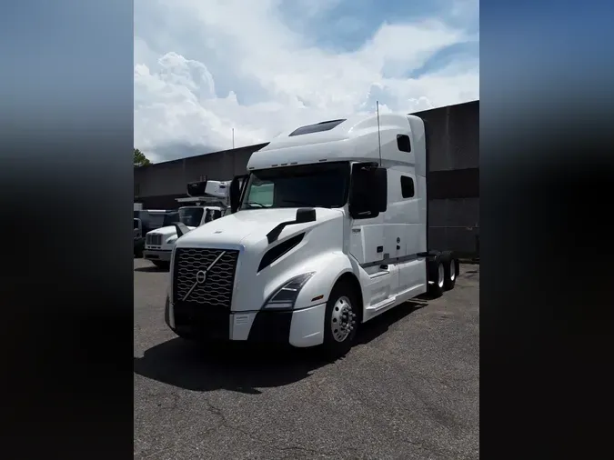 2020 VOLVO VNL64T-760f9c8398ce679742598c4f1f1e7d2df42