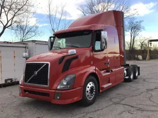 2015 VOLVO VNL630