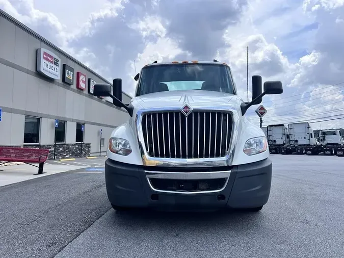 2020 International LT625