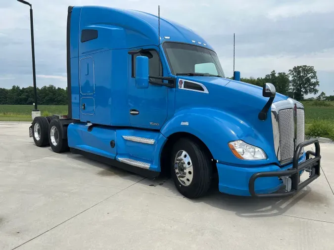 2022 Kenworth T680
