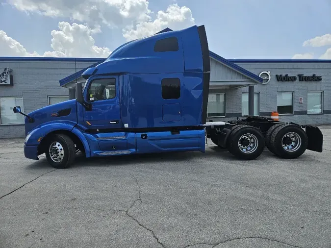2022 PETERBILT 579