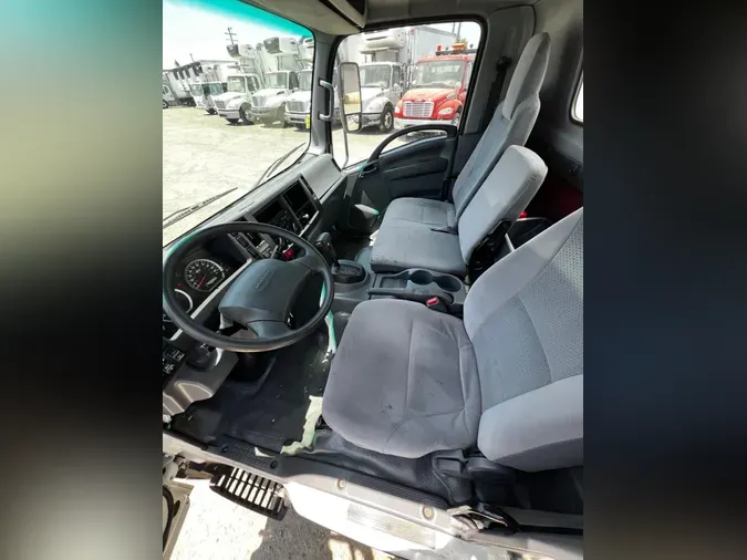 2019 ISUZU NPR HD