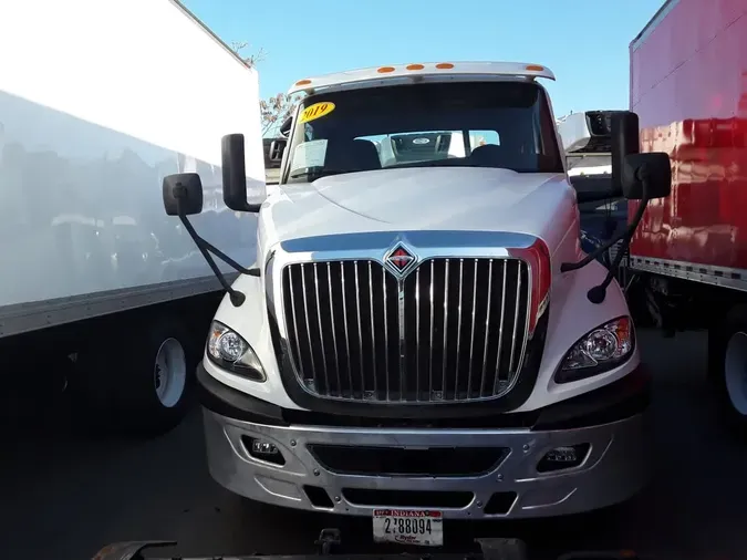 2019 NAVISTAR INTERNATIONAL RH613 DAYCAB S/Af9d3f97145d6edb8cf3147889f4d9d7a