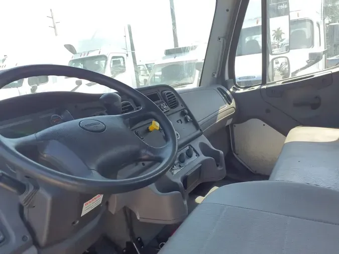 2020 FREIGHTLINER/MERCEDES M2 106