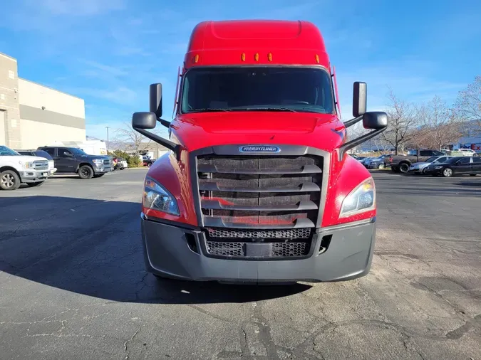 2022 Freightliner Cascadia