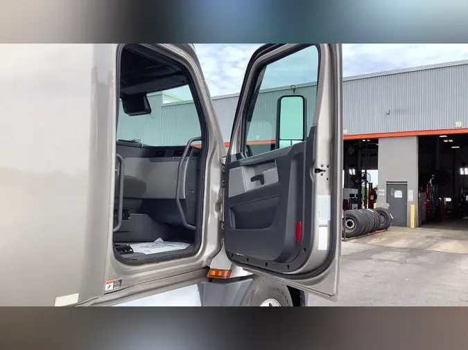 2021 Freightliner Cascadia